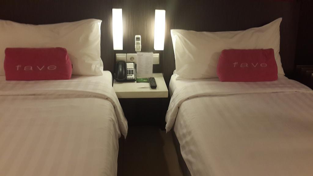 Favehotel Pluit Junction Джакарта Екстериор снимка