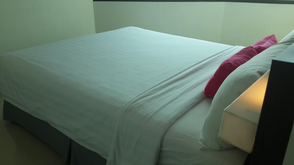 Favehotel Pluit Junction Джакарта Екстериор снимка