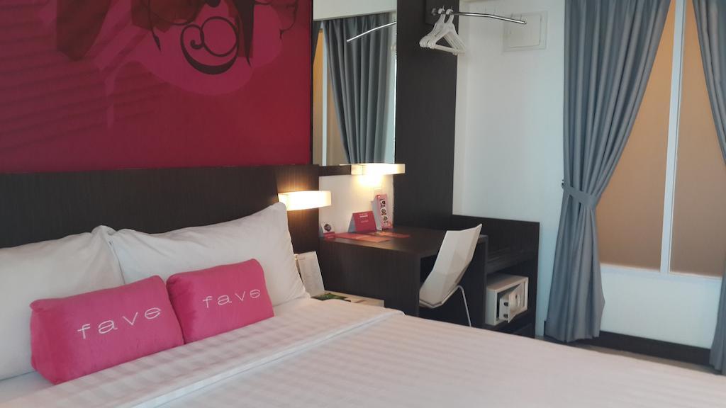 Favehotel Pluit Junction Джакарта Екстериор снимка